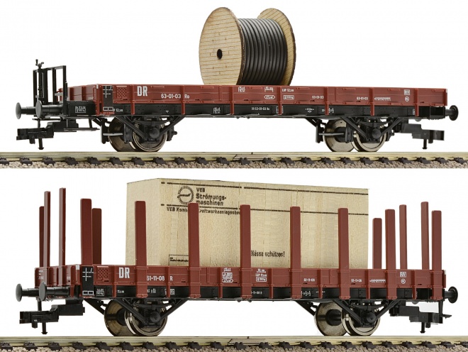 Set of 2 flat cars type R02 with load<br /><a href='images/pictures/Fleischmann/178749.jpg' target='_blank'>Full size image</a>